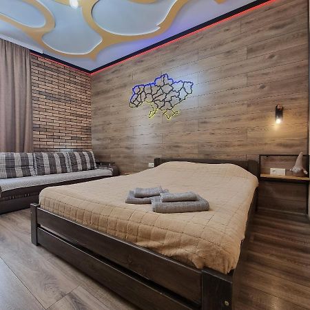 Petropavlivska Apartment Тиха Вуличка В Центрі Старого Міста Kamjanyi Potoki Kültér fotó