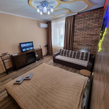 Petropavlivska Apartment Тиха Вуличка В Центрі Старого Міста Kamjanyi Potoki Kültér fotó