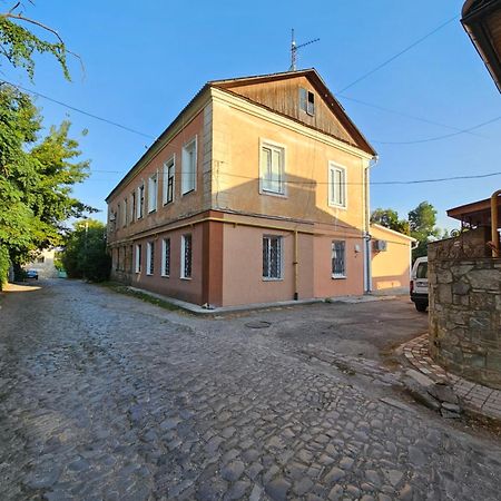 Petropavlivska Apartment Тиха Вуличка В Центрі Старого Міста Kamjanyi Potoki Kültér fotó